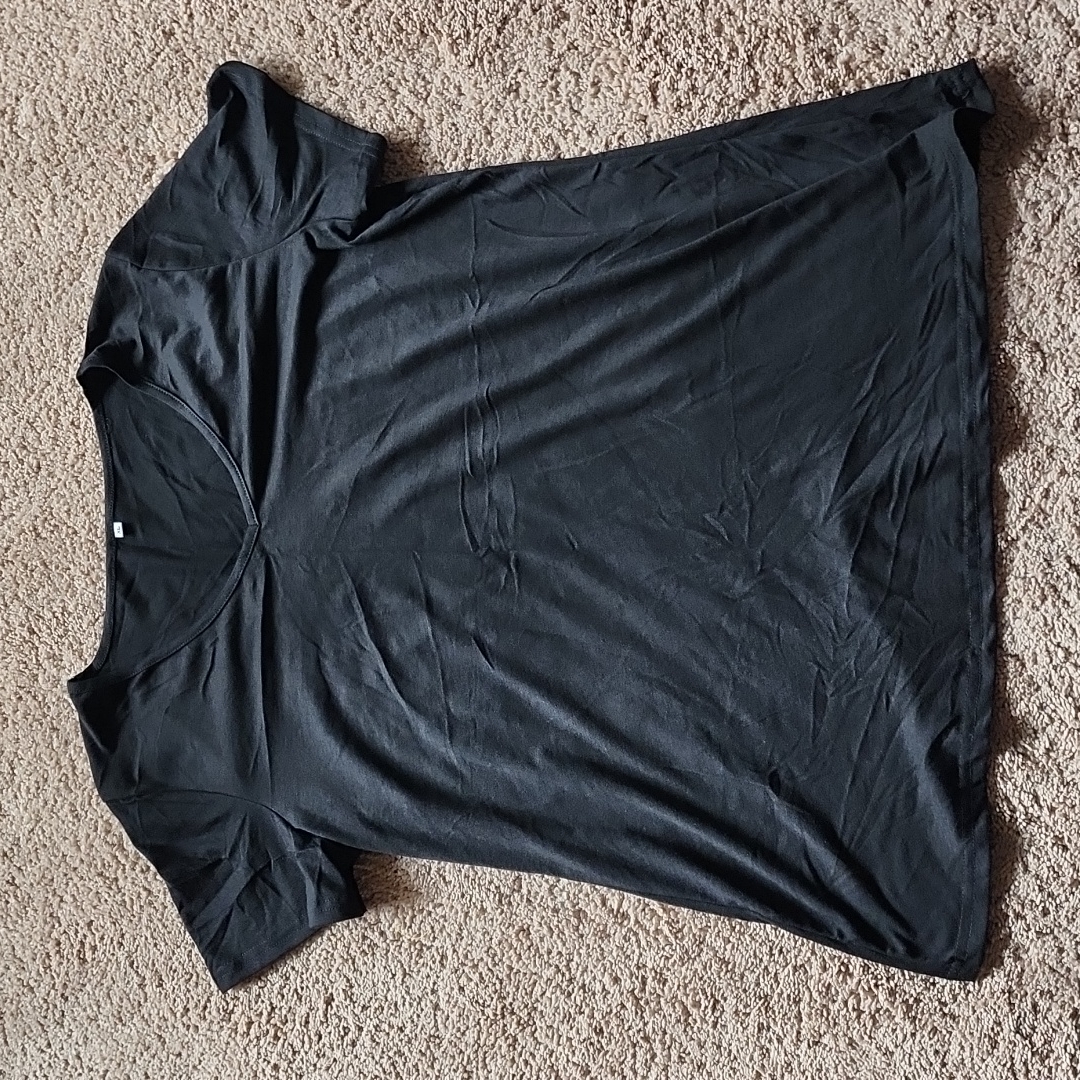Basic Black Tee Xl